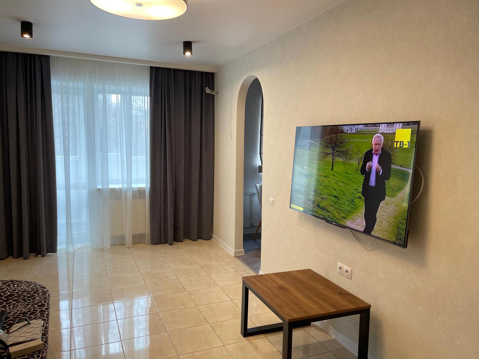 на титова Apartment Dnipro